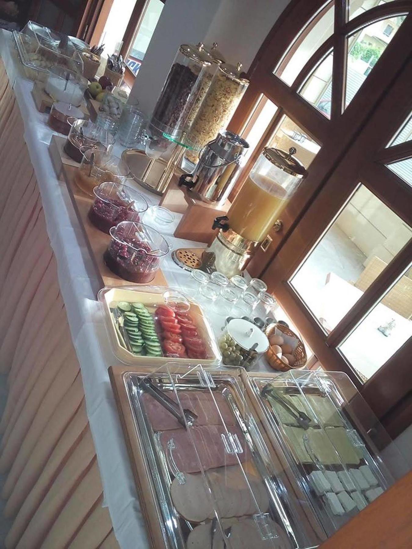 Anita Beach Hotel- Adults Only Rethymno  ภายนอก รูปภาพ